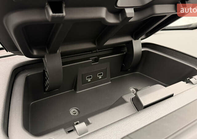 Білий Рено Трафік, об'ємом двигуна 2 л та пробігом 13 тис. км за 29000 $, фото 36 на Automoto.ua