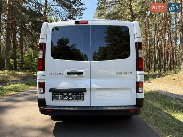 Білий Рено Трафік, об'ємом двигуна 2 л та пробігом 58 тис. км за 38800 $, фото 12 на Automoto.ua