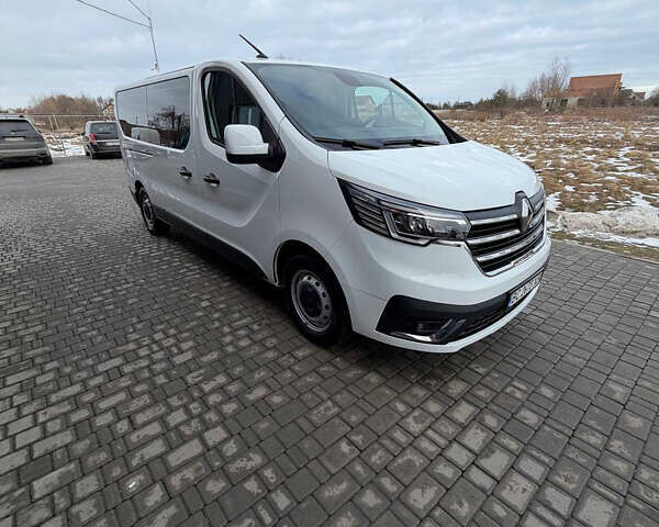 Білий Рено Трафік, об'ємом двигуна 2 л та пробігом 35 тис. км за 29999 $, фото 12 на Automoto.ua