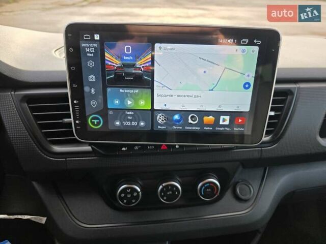 Белый Рено Трафик, объемом двигателя 2 л и пробегом 65 тыс. км за 29950 $, фото 30 на Automoto.ua
