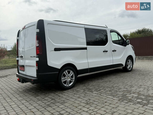 Белый Рено Трафик, объемом двигателя 2 л и пробегом 63 тыс. км за 32650 $, фото 152 на Automoto.ua
