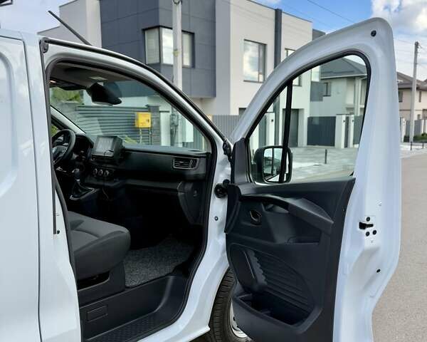 Білий Рено Трафік, об'ємом двигуна 2 л та пробігом 16 тис. км за 32700 $, фото 56 на Automoto.ua