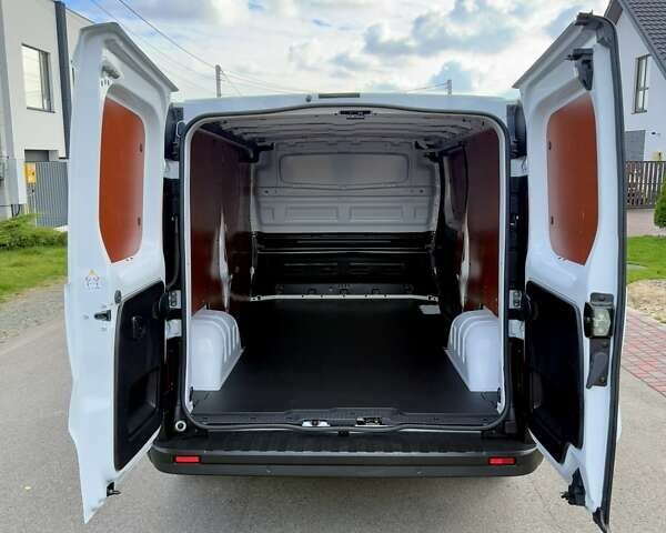 Білий Рено Трафік, об'ємом двигуна 2 л та пробігом 16 тис. км за 32700 $, фото 44 на Automoto.ua