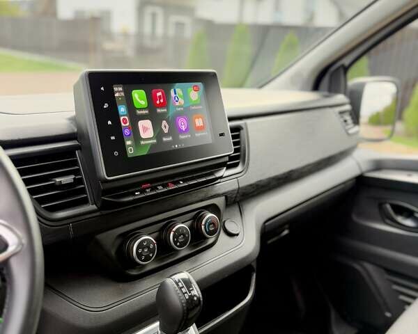 Білий Рено Трафік, об'ємом двигуна 2 л та пробігом 16 тис. км за 32700 $, фото 67 на Automoto.ua