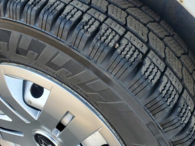 Білий Рено Трафік, об'ємом двигуна 2 л та пробігом 450 тис. км за 12900 $, фото 6 на Automoto.ua