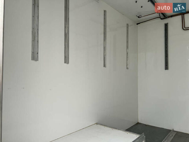 Белый Рено Трафик, объемом двигателя 2 л и пробегом 256 тыс. км за 11300 $, фото 26 на Automoto.ua