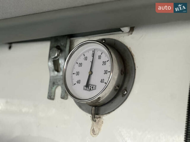 Белый Рено Трафик, объемом двигателя 2 л и пробегом 256 тыс. км за 11300 $, фото 52 на Automoto.ua