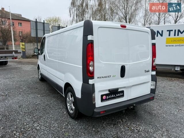 Белый Рено Трафик, объемом двигателя 2 л и пробегом 196 тыс. км за 16700 $, фото 5 на Automoto.ua
