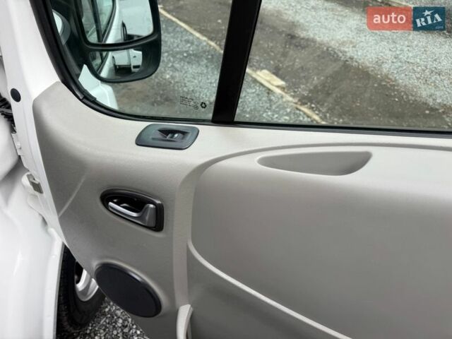 Белый Рено Трафик, объемом двигателя 2 л и пробегом 196 тыс. км за 16700 $, фото 31 на Automoto.ua