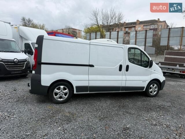 Белый Рено Трафик, объемом двигателя 2 л и пробегом 196 тыс. км за 16700 $, фото 8 на Automoto.ua