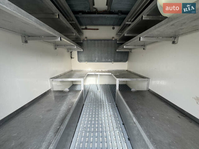 Білий Рено Трафік, об'ємом двигуна 2 л та пробігом 157 тис. км за 11000 $, фото 16 на Automoto.ua