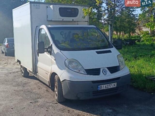 Белый Рено Трафик, объемом двигателя 2 л и пробегом 400 тыс. км за 7500 $, фото 3 на Automoto.ua