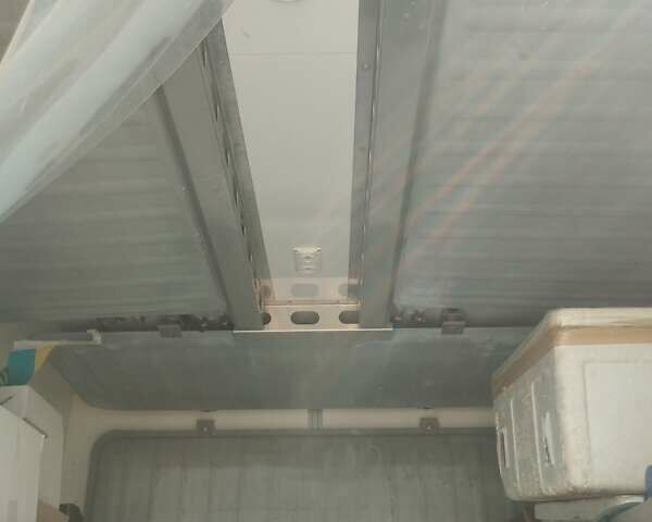 Білий Рено Трафік, об'ємом двигуна 2 л та пробігом 294 тис. км за 10900 $, фото 5 на Automoto.ua