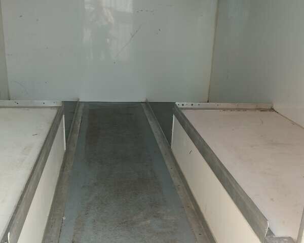 Білий Рено Трафік, об'ємом двигуна 2 л та пробігом 294 тис. км за 10900 $, фото 2 на Automoto.ua