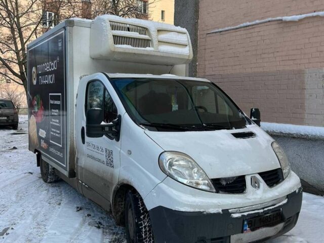 Белый Рено Трафик, объемом двигателя 2 л и пробегом 210 тыс. км за 7150 $, фото 2 на Automoto.ua