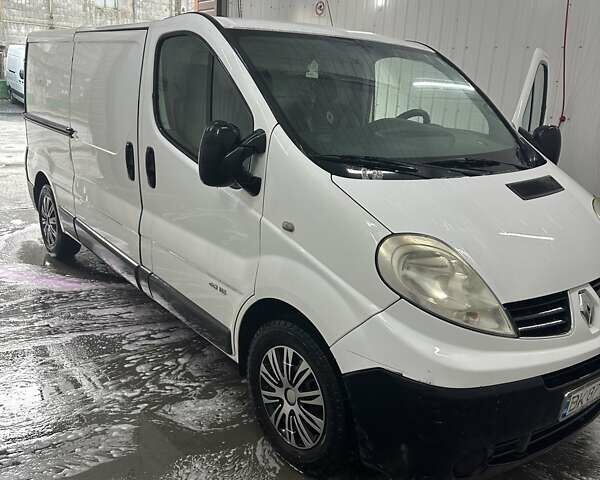 Белый Рено Трафик, объемом двигателя 2 л и пробегом 212 тыс. км за 8600 $, фото 16 на Automoto.ua