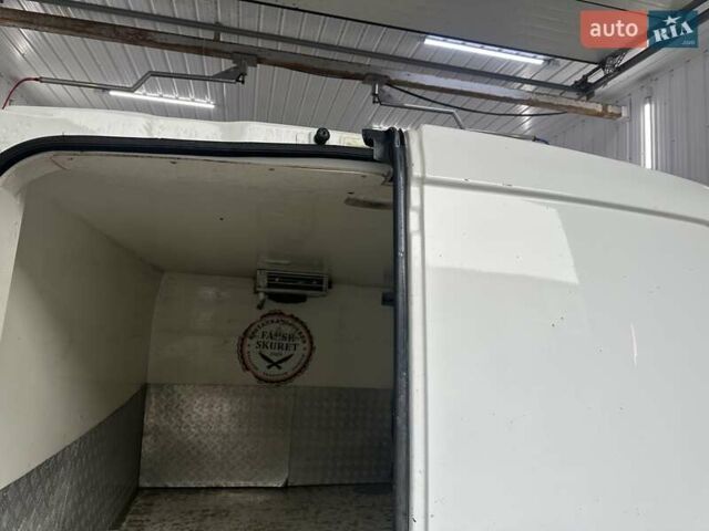 Белый Рено Трафик, объемом двигателя 2 л и пробегом 212 тыс. км за 8600 $, фото 6 на Automoto.ua