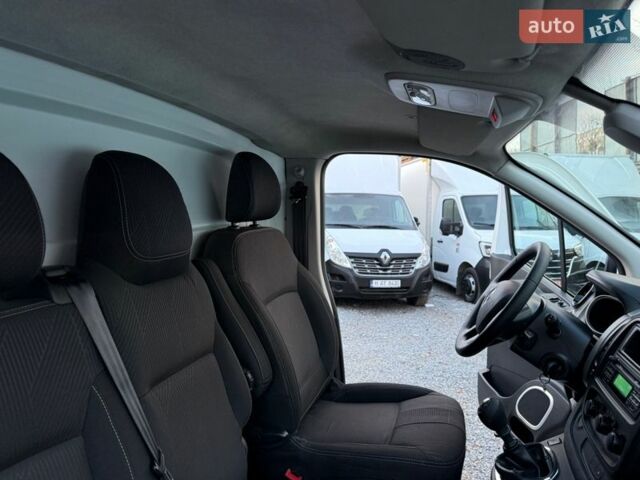 Белый Рено Трафик, объемом двигателя 1.6 л и пробегом 268 тыс. км за 16900 $, фото 35 на Automoto.ua
