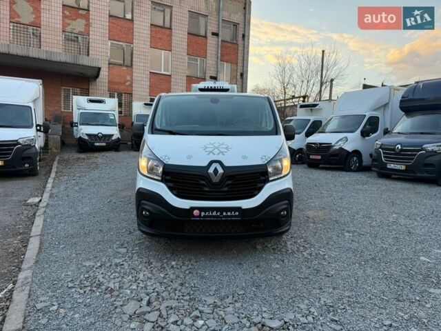 Белый Рено Трафик, объемом двигателя 1.6 л и пробегом 268 тыс. км за 16900 $, фото 1 на Automoto.ua