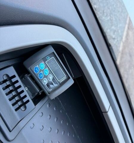 Белый Рено Трафик, объемом двигателя 1.6 л и пробегом 268 тыс. км за 16900 $, фото 23 на Automoto.ua