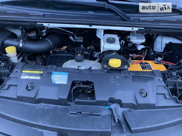 Белый Рено Трафик, объемом двигателя 1.6 л и пробегом 245 тыс. км за 14000 $, фото 10 на Automoto.ua