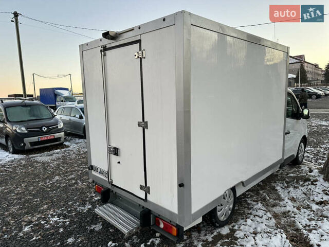 Белый Рено Трафик, объемом двигателя 1.6 л и пробегом 116 тыс. км за 14000 $, фото 5 на Automoto.ua