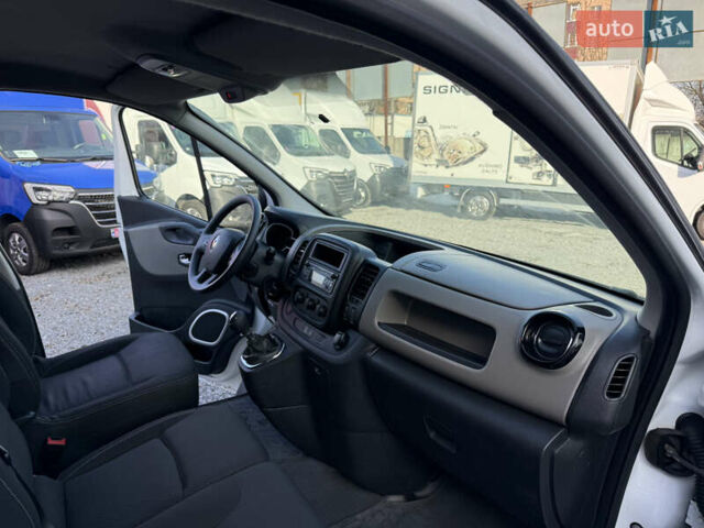 Білий Рено Трафік, об'ємом двигуна 1.6 л та пробігом 165 тис. км за 15500 $, фото 31 на Automoto.ua