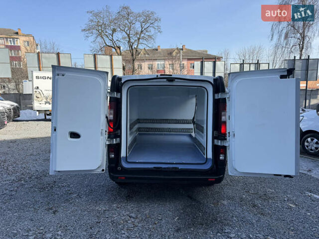 Білий Рено Трафік, об'ємом двигуна 1.6 л та пробігом 165 тис. км за 16900 $, фото 13 на Automoto.ua