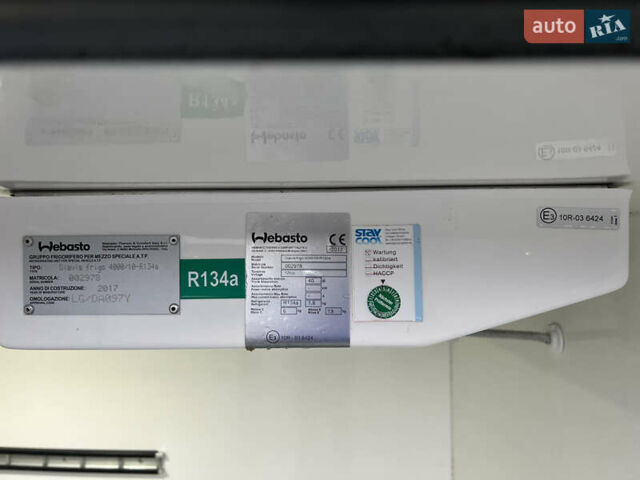 Белый Рено Трафик, объемом двигателя 1.6 л и пробегом 217 тыс. км за 16400 $, фото 16 на Automoto.ua