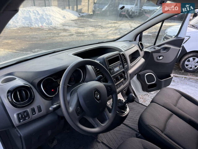 Білий Рено Трафік, об'ємом двигуна 1.6 л та пробігом 165 тис. км за 15500 $, фото 19 на Automoto.ua