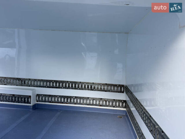 Білий Рено Трафік, об'ємом двигуна 1.6 л та пробігом 165 тис. км за 16900 $, фото 37 на Automoto.ua