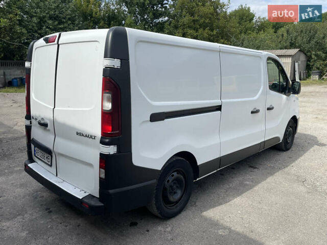 Білий Рено Трафік, об'ємом двигуна 1.6 л та пробігом 400 тис. км за 15500 $, фото 6 на Automoto.ua