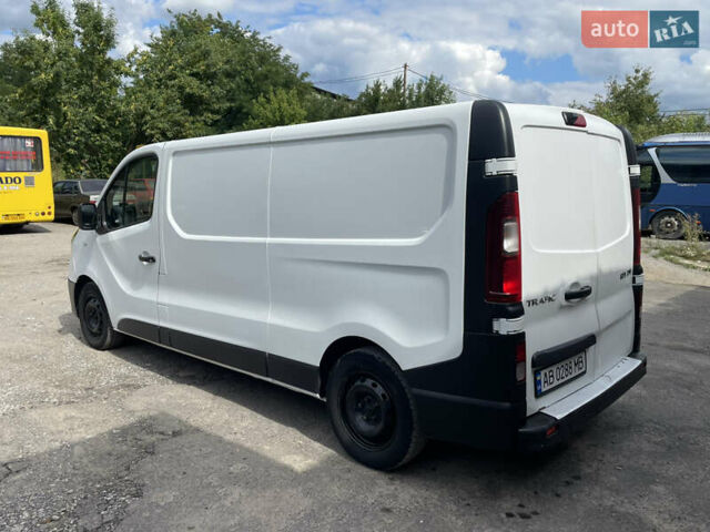 Білий Рено Трафік, об'ємом двигуна 1.6 л та пробігом 400 тис. км за 15500 $, фото 4 на Automoto.ua