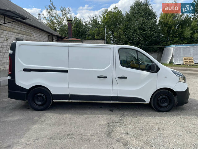 Білий Рено Трафік, об'ємом двигуна 1.6 л та пробігом 400 тис. км за 15500 $, фото 7 на Automoto.ua