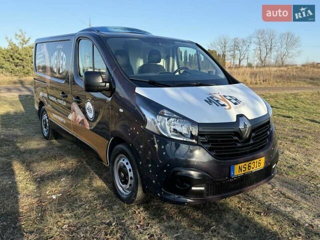 Белый Рено Трафик, объемом двигателя 1.6 л и пробегом 219 тыс. км за 19700 $, фото 10 на Automoto.ua