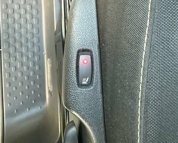 Білий Рено Трафік, об'ємом двигуна 1.6 л та пробігом 150 тис. км за 19999 $, фото 30 на Automoto.ua