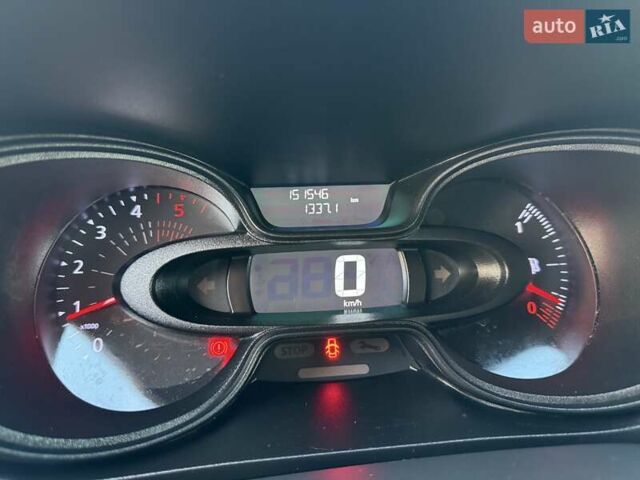 Білий Рено Трафік, об'ємом двигуна 1.6 л та пробігом 150 тис. км за 19999 $, фото 27 на Automoto.ua