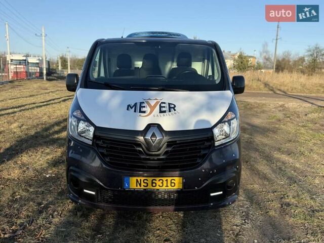 Белый Рено Трафик, объемом двигателя 1.6 л и пробегом 219 тыс. км за 19700 $, фото 9 на Automoto.ua