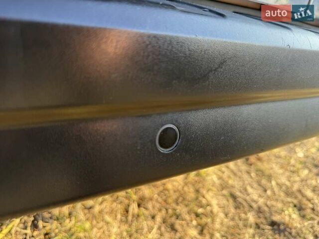 Белый Рено Трафик, объемом двигателя 1.6 л и пробегом 219 тыс. км за 19700 $, фото 48 на Automoto.ua