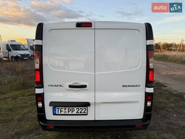 Білий Рено Трафік, об'ємом двигуна 1.6 л та пробігом 150 тис. км за 19999 $, фото 4 на Automoto.ua