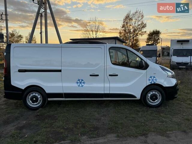 Білий Рено Трафік, об'ємом двигуна 1.6 л та пробігом 150 тис. км за 19999 $, фото 10 на Automoto.ua