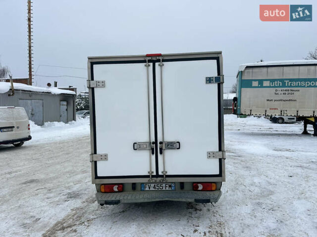 Білий Рено Трафік, об'ємом двигуна 2 л та пробігом 199 тис. км за 20499 $, фото 7 на Automoto.ua