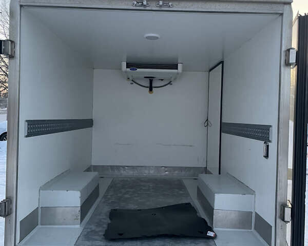 Білий Рено Трафік, об'ємом двигуна 2 л та пробігом 105 тис. км за 22500 $, фото 9 на Automoto.ua