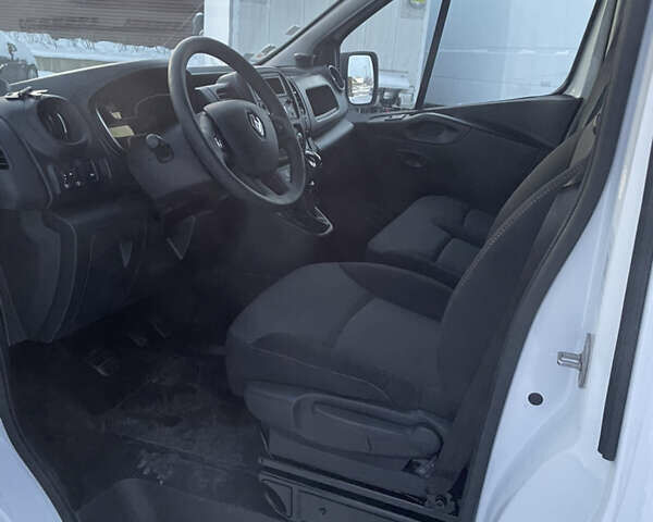 Білий Рено Трафік, об'ємом двигуна 2 л та пробігом 105 тис. км за 22500 $, фото 11 на Automoto.ua