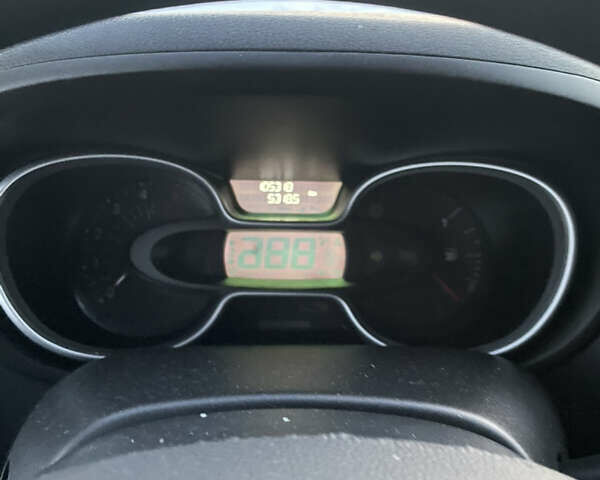 Білий Рено Трафік, об'ємом двигуна 2 л та пробігом 105 тис. км за 22500 $, фото 17 на Automoto.ua