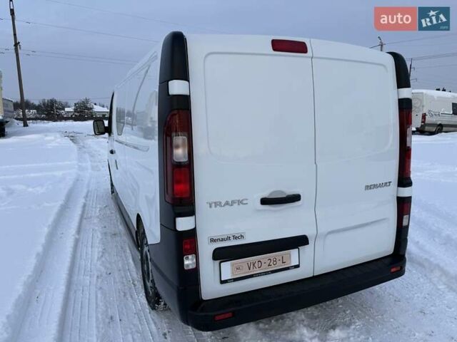 Белый Рено Трафик, объемом двигателя 2 л и пробегом 170 тыс. км за 21650 $, фото 14 на Automoto.ua