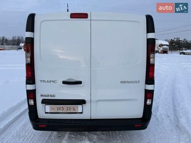 Белый Рено Трафик, объемом двигателя 2 л и пробегом 170 тыс. км за 21650 $, фото 15 на Automoto.ua