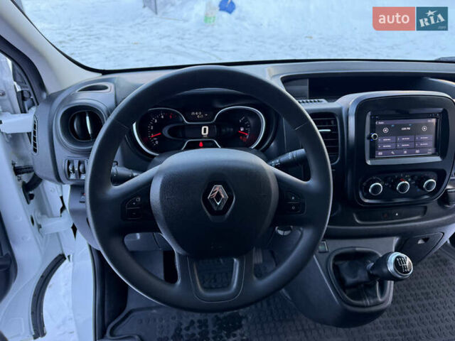 Білий Рено Трафік, об'ємом двигуна 2 л та пробігом 251 тис. км за 20900 $, фото 28 на Automoto.ua