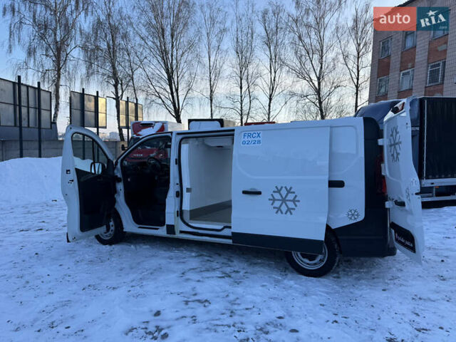 Білий Рено Трафік, об'ємом двигуна 2 л та пробігом 251 тис. км за 20900 $, фото 13 на Automoto.ua