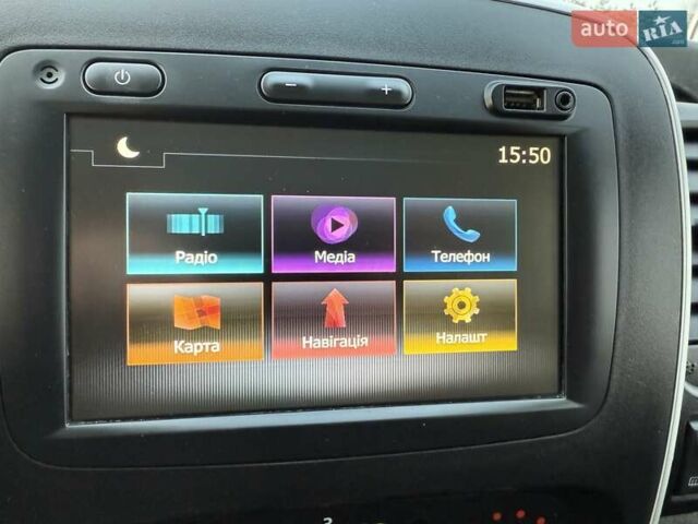 Белый Рено Трафик, объемом двигателя 2 л и пробегом 170 тыс. км за 21650 $, фото 41 на Automoto.ua